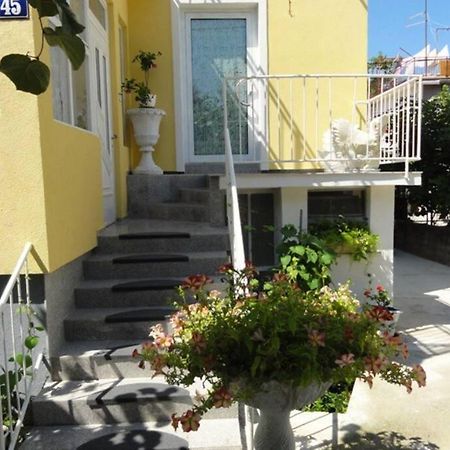 Croatia Zadar Borik Paar Apartment Studio Garden View Number 1 ภายนอก รูปภาพ