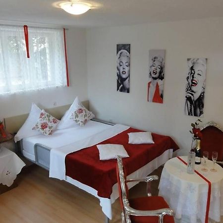 Croatia Zadar Borik Paar Apartment Studio Garden View Number 1 ภายนอก รูปภาพ