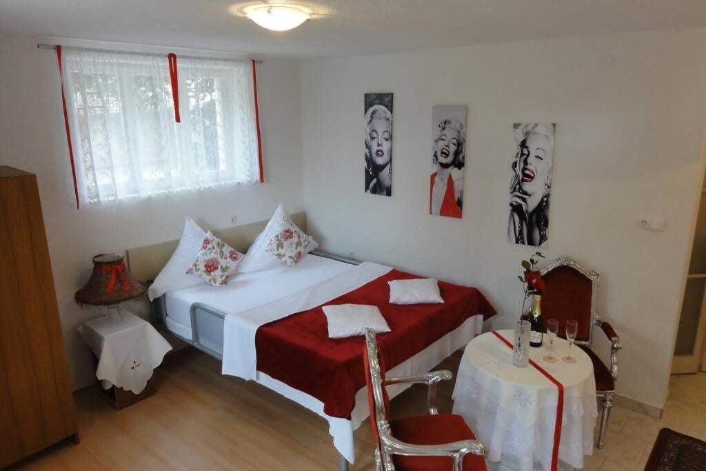 Croatia Zadar Borik Paar Apartment Studio Garden View Number 1 ภายนอก รูปภาพ